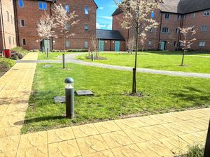 Photo 10- click for photo gallery